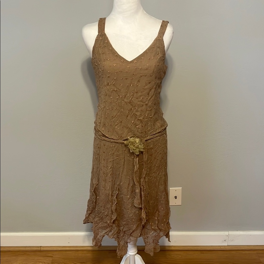 Elegant Brown Sleeveless Dress